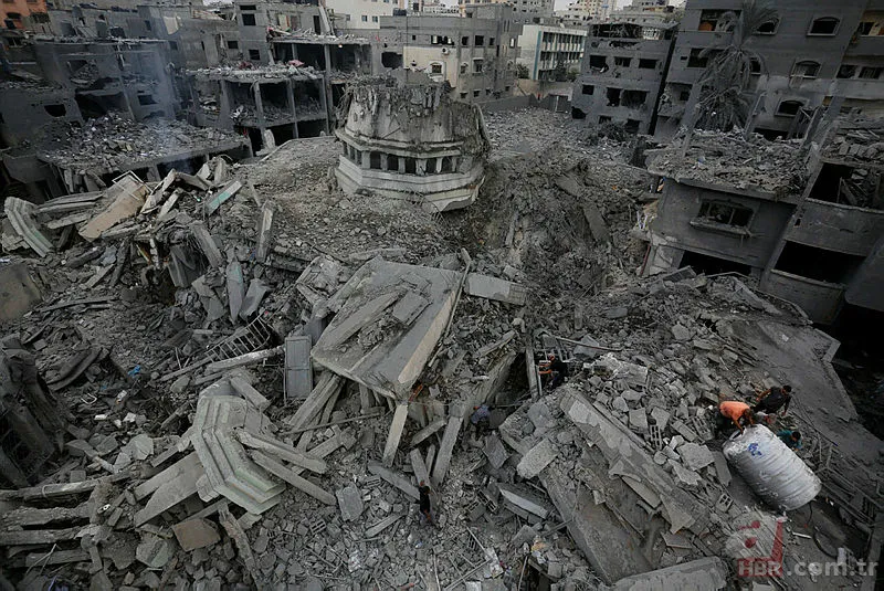 İsrail kutsal tanımıyor! Çok sayıda cami vuruldu! Gazze'de insanlık dramı... 11