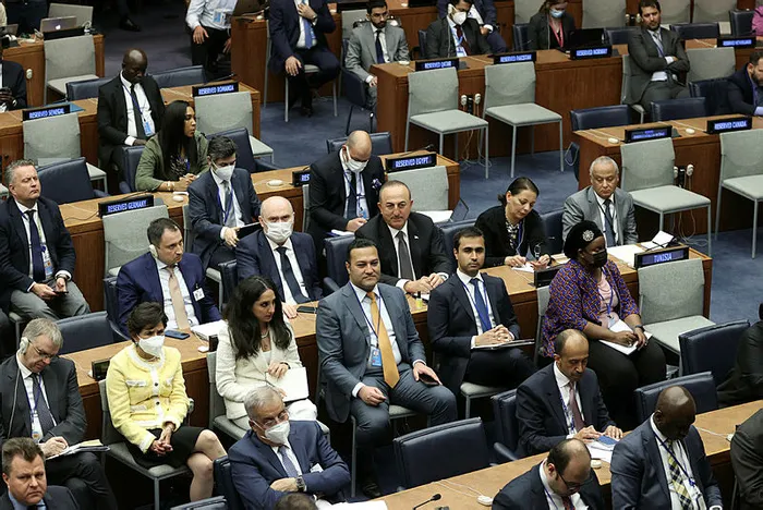 son-dakika-disisleri-bakani-mevlut-cavusoglundan-bm-goc-forumunda-onemli-mesajlar-1652978138350.jpg Son dakika: Dışişleri Bakanı Mevlüt Çavuşoğlu'ndan BM Göç Forumu’nda önemli mesajlar - 1