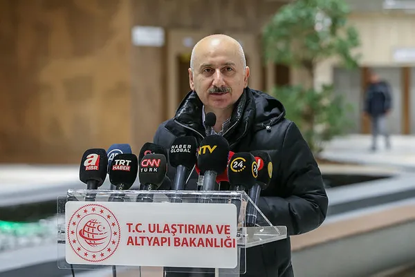 Son dakika: Kağıthane-İstanbul Havalimanı metro hattı açılıyor! Ulaştırma ve Altyapı Bakanı Adil Karaismailoğlu tarih verdi - 3