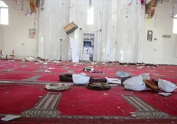 Depremle sarsılan Afganistan'da bombalı saldırı şoku: 17 ölü