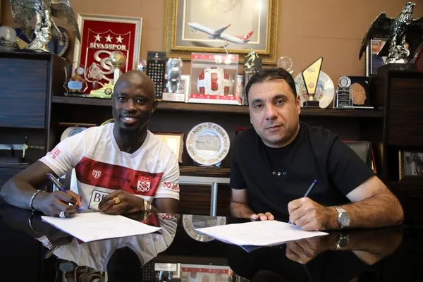 sivasspor-gambiyali-futbolcu-modou-barrowu-transfer-etti-1693230616490.jpg Sivasspor Gambiyalı futbolcu Modou Barrow'u transfer etti - 1