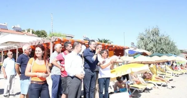 CHP Genel Başkanı Kemal Kılıçdaroğlu’nun mitingine seyirci toplamak için megafonla çağrı yaptılar! Tatilcilerden CHP’lilere sert tepki