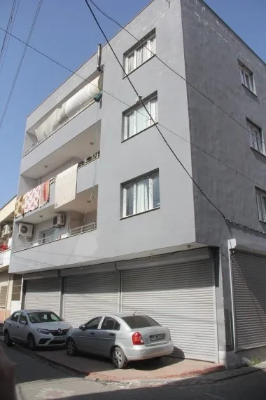 Adana'da gizli bölmeli kaçak hastanenin ardından bu kez de kaçak tıp merkezi ortaya çıkartıldı - 2