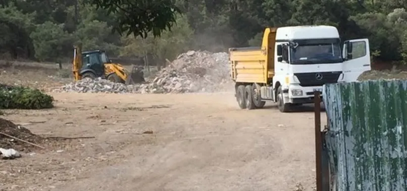 CHP'li Adalar Belediyesi'nde bir skandal daha! Büyükada'nın ormanlarına moloz yığdılar