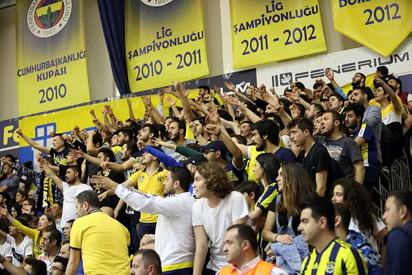 Fenerbahçe şampiyonluğunu iilan etti