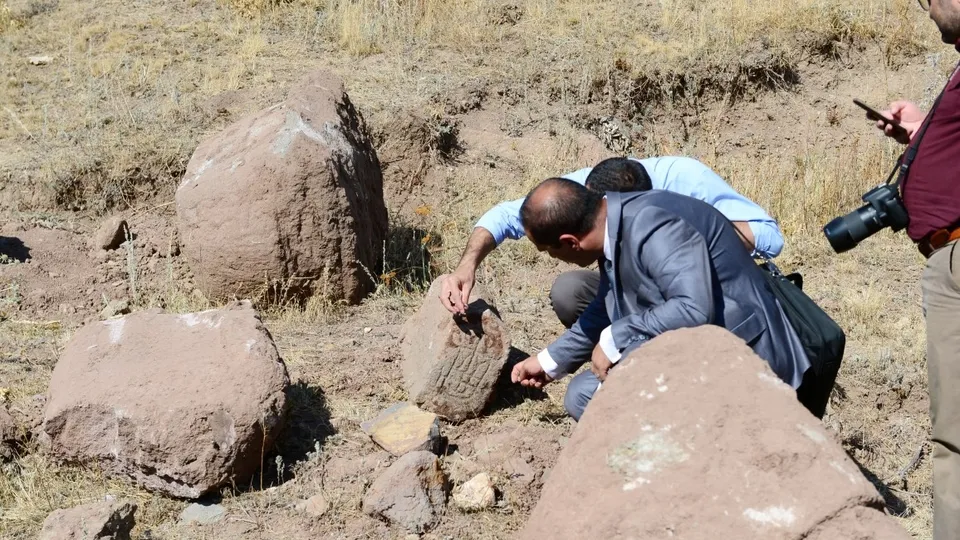 Erzurum'da çukuru kapatırken buldular!