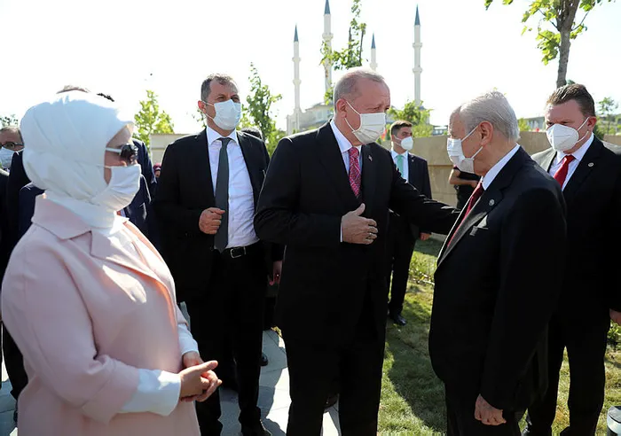 SON DAKİKA | Başkan Erdoğan'dan millete seslenişte FETÖ'cülere flaş mesaj: Peşlerini bırakmayacağız - 2