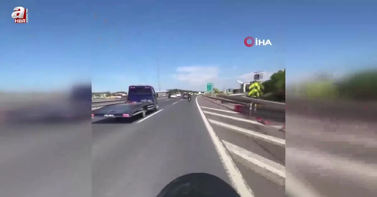 Sancaktepe’de otomobil takla attı