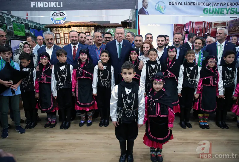Başkan Erdoğan, Rize Tanıtım Günleri stantlarını tek tek ziyaret etti 11
