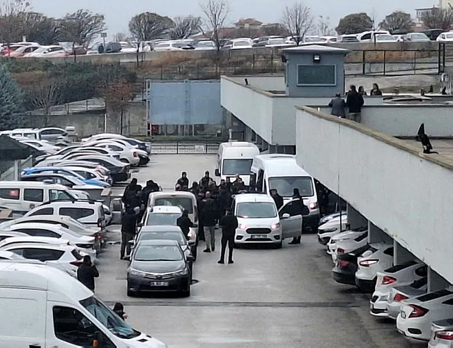 Son dakika | Hakem Halil Umut Meler’e yumruk atan Faruk Koca tahliye edildi