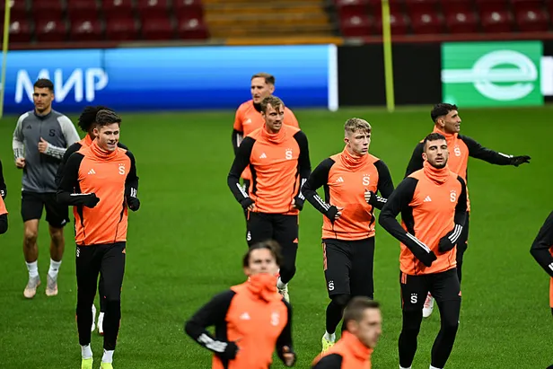 Sparta Prag-Galatasaray maçı bugün saat kaçta, hangi kanalda yayınlanacak? Sparta Prag-GS maçı şifresiz mi? Muhtemel 11’leri...