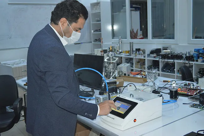 Elazığ'da yerli ve milli 'spin kaplama cihazı' üretildi - 3