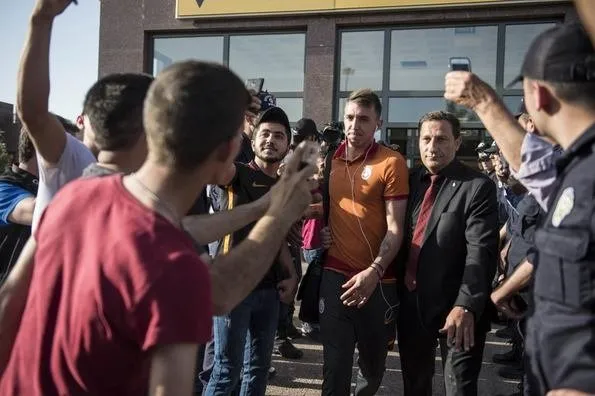 Galatasaray’da flaş Muslera kararı
