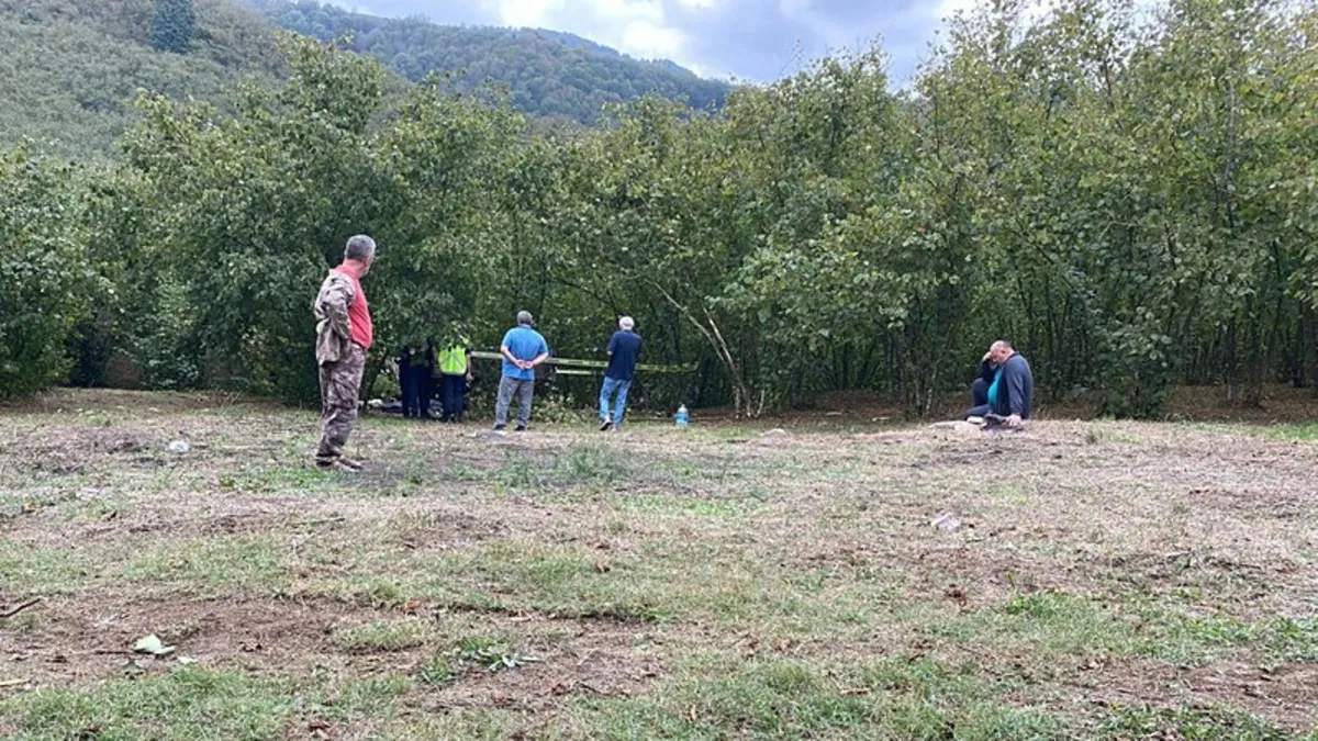 Sakarya Karasu'da traktör devrildi: Yaşlı adam hayatını kaybetti