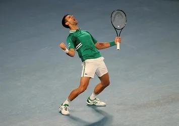 Djokovic'in Avustralya'ya giriş vizesi iptal edildi