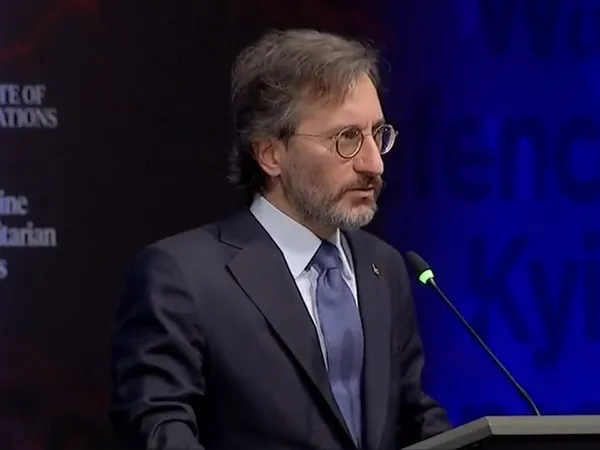 Son dakika: İletişim Başkanı Fahrettin Altun'dan Ukrayna'da Savaş Konferansı'nda önemli açıklamalar: Diplomatik çabalarımız sürecek - 2