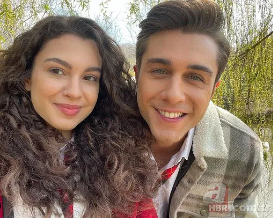 Kardeşlerim’in Asiye’si ve Doruk’u arasındaki gerçekle hayranlarını şaşırttı! Su Burcu Yazgı Coşkun ve Onur Seyit Yaran... 1