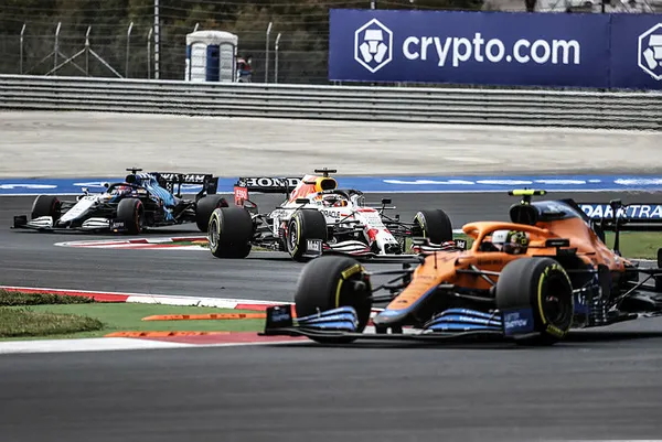formula-1-f1-canli-izleme-yollari-formula-1-turkiye-gp-sifresiz-canli-nasil-izlenir-1633851469733.jpg Formula 1 canlı izleme yolları 2021! Türkiye GP Formula 1 F1 şifresiz canlı izleme ekranı! - 2