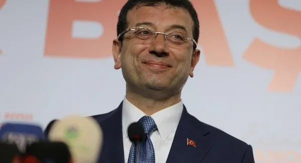 chpli-imamoglu-tarihte-bir-ilki-basardi-hayali-olarak-duzenledigi-etkinlikte-bile-yolsuzluk-yapti-1607790615555.jpg CHP'li İmamoğlu tarihte bir ilki başardı: Hayali olarak düzenlediği etkinlikte bile yolsuzluk yaptı - 4