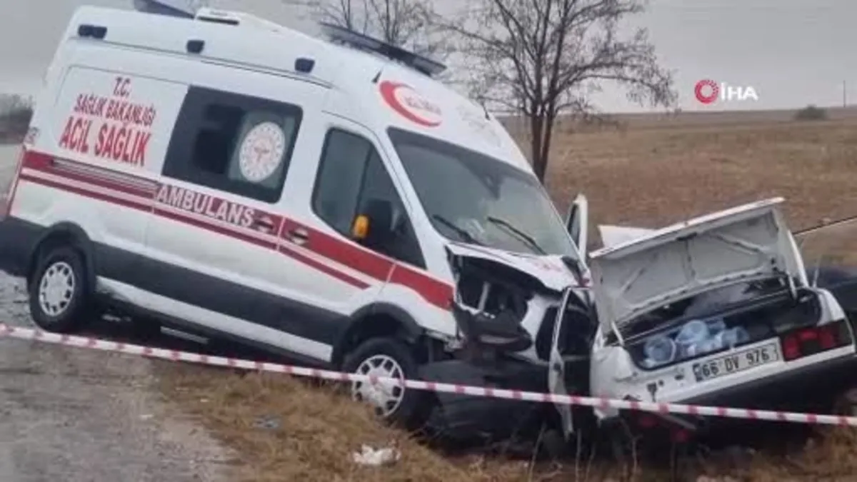 Ambulansla otomobil çarpıştı: 1 kişi hayatını kaybetti