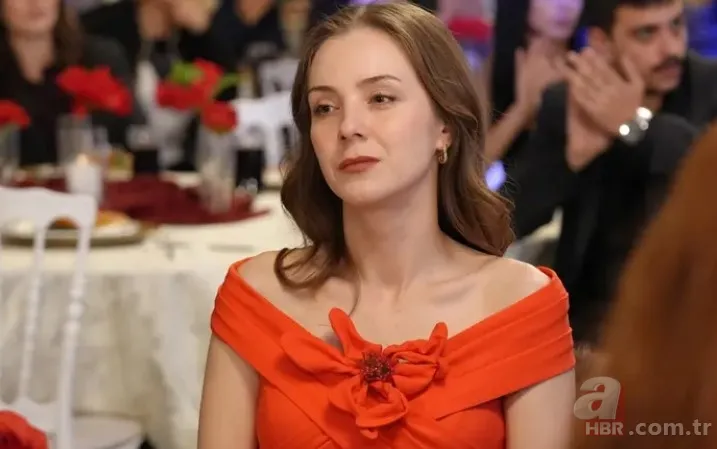 Taşacak Bu Deniz oyuncularının gerçek yaşları ortaya çıktı 12