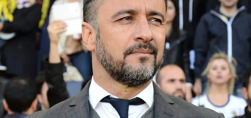İKİ ESKİ ÖĞRENCİSİNİ F.BAHÇE'YE GETİRİYOR!