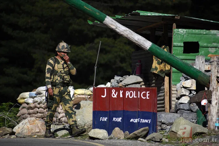 Çin ile Hindistan arasında savaş çıktı! Onlarca asker ölü ve yaralı... 36