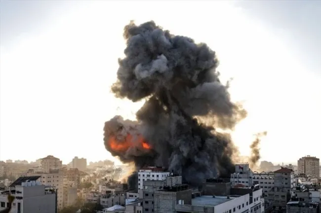İsrailli pilottan "Gazze'den gelen roketleri durduramadığımız için çok katlı binaları vurduk" itirafı - 7