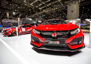 Honda "Civic Type R Time Attack 2018" ile rekorların peşinde