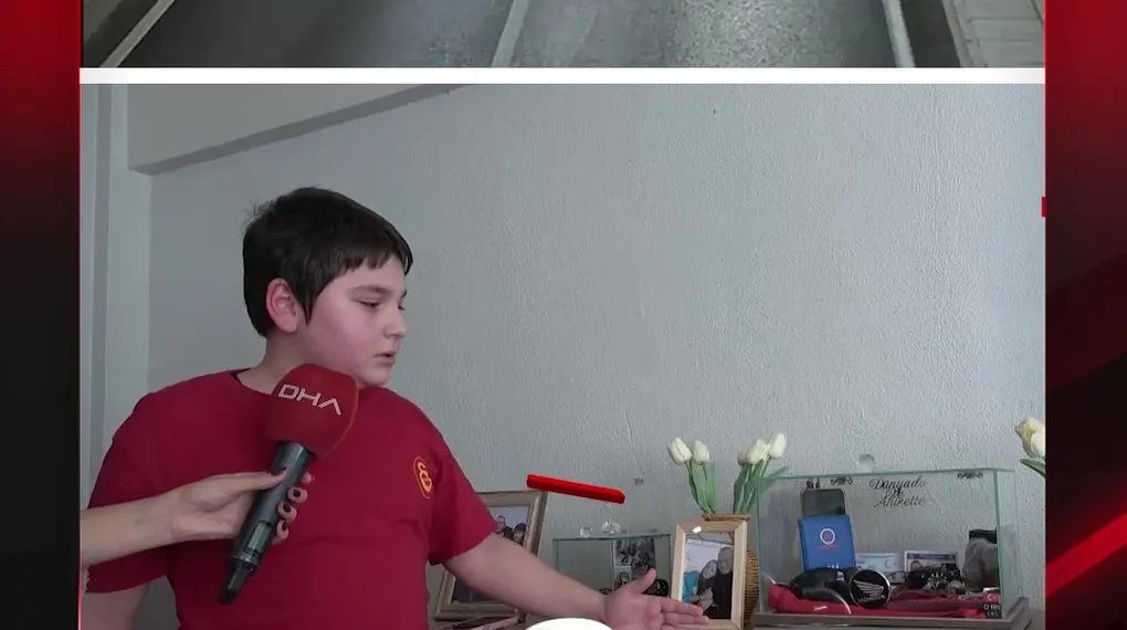 "DAHA BABAMIN MEZARINA SARILAMADIM"
