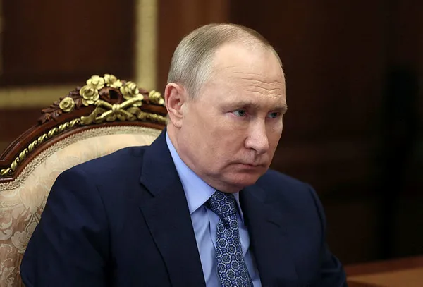 Rusya'da "Dost" ve "Dost olmayan" ülkeler hakkında flaş karar! Putin uçuşlar için imzayı attı - 3