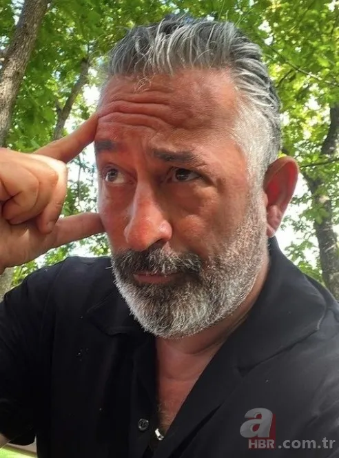 Komedyen Cem Yılmaz’ın yeni sevgilisi ünlü oyuncu Seda Akman çıktı! Seda Akman’a jesti çok konuşuldu! ‘Neden sevgililerine bunu yapıyor?’ 1