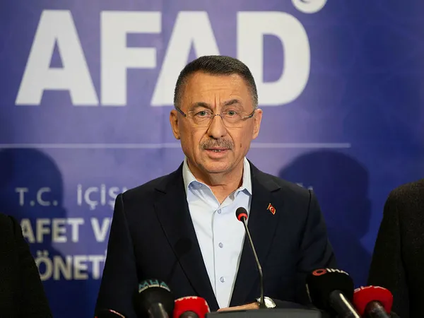 Cumhurbaşkanı Yardımcısı Fuat Oktay’dan Kemal Kılıçdaroğlu’na: Depremzedeler üzerinden siyasete yazıklar olsun