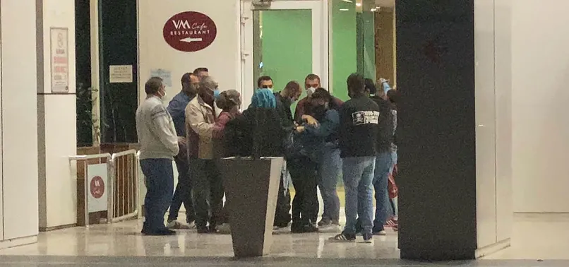 Muayene sırası beklerken çocuklarının yanında öldürüldü! Katil koca yakalandı