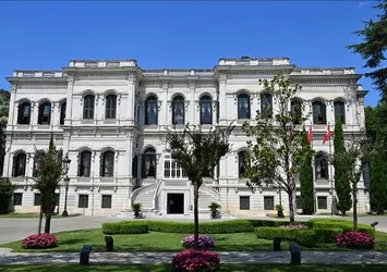Yıldız Sarayı'na ziyaretçi akını! 26 günde 200 bine yakın misafirle rekor kırdı...
