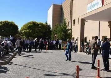 Şanlıurfa'da husumetli aileler polis merkezinde de kavga etti: 12 gözaltı 5 yaralı
