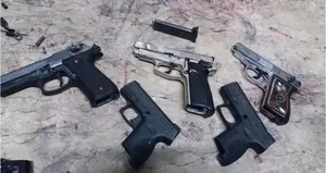 10 ruhsatsız tabanca ele geçirildi