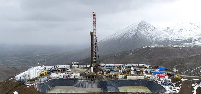 Van'da petrol arayışı! 200 tonluk dev sondaj kulesi kuruldu