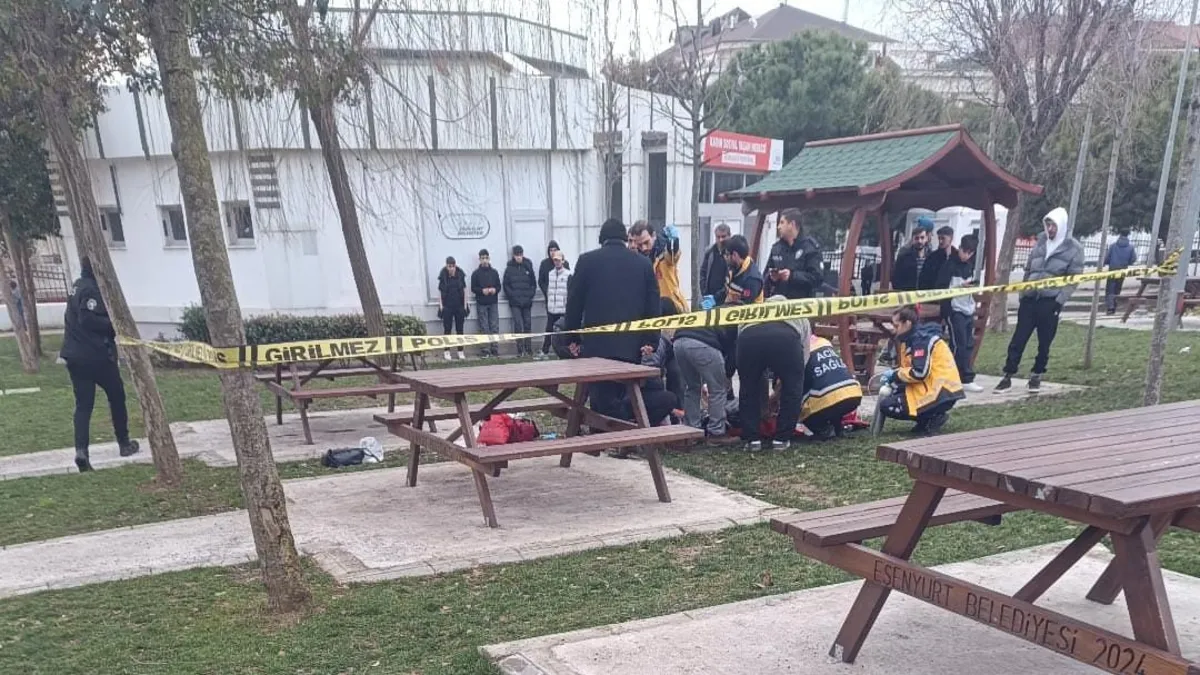 Esenyurt'ta koca dehşeti: Kadını vurup intihar etti