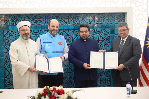Türkiye ile Malezya arasında ’İnsani Yardım ve Yardım Projeleri’ Protokolü imzalandı