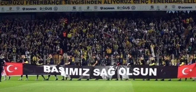 Fenerbahçe-Galatasaray derbisinde tüm tribün tek ses: Şehitler ölmez vatan bölünmez