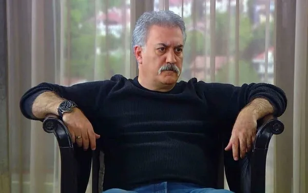 tamer-karadagli-kimdir-devlet-tiyatrolari-genel-muduru-tamer-karadagli-nereli-kac-yasinda-1691731388767.jpg Tamer Karadağlı kimdir? Devlet Tiyatroları Genel Müdürü Tamer Karadağlı nereli, kaç yaşında?