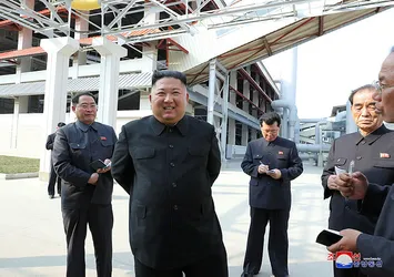 Kuzey Kore'yi karıştıran iddia! Kim Jong'un yerine dublörü geçmiş!