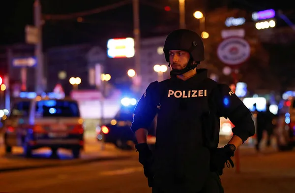 Son dakika: Viyana'daki saldırıda flaş gelişme! Slovakya tarafından... - 5