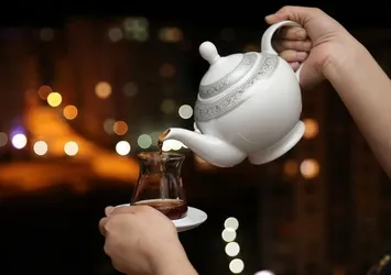 Dikkat! Çok sıcak içecek gırtlak kanseri yapıyor