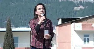 Tülay Hatimoğulları hadsizliğe büründü!