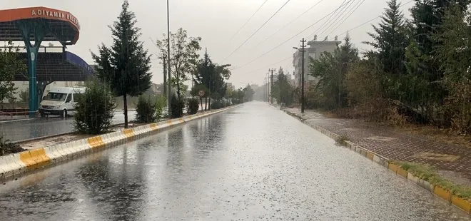 Meteoroloji 5 günlük hava tahmin raporunu paylaştı ⛈ Deprem bölgesine kuvvetli yağış ve sel uyarısı | Hafta sonu hava nasıl olacak? Kar, fırtına...