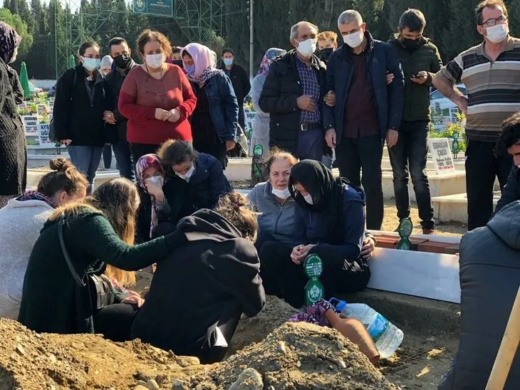 İzmir’deki depremde hayatını kaybedenlere son veda