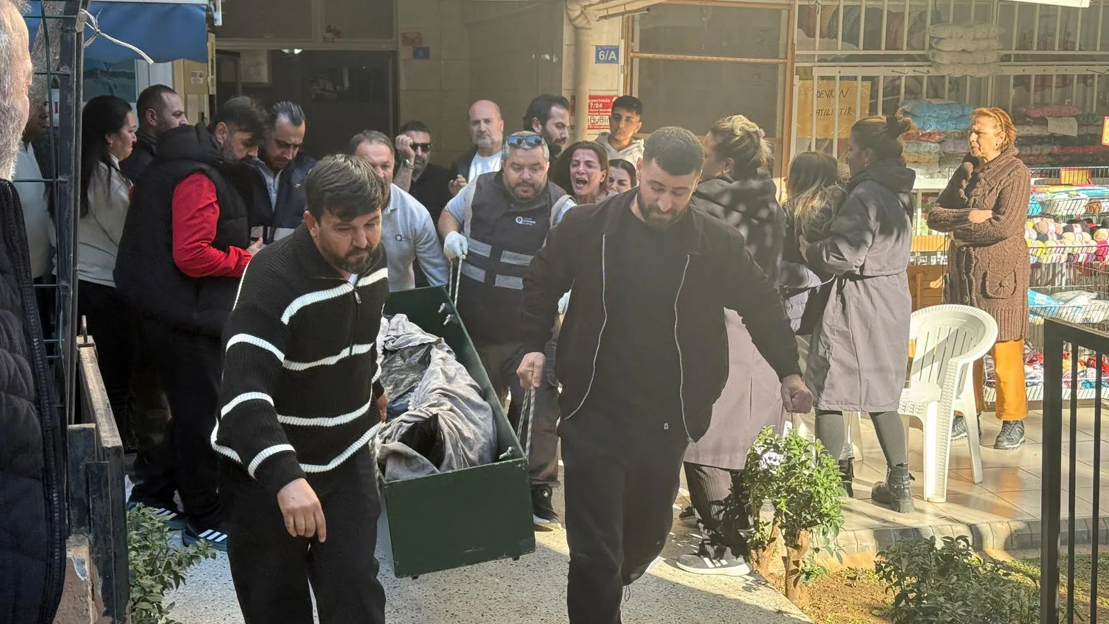 Antalya'da kan donduran dehşet! Önce kadını öldürdü sonra intihar etti