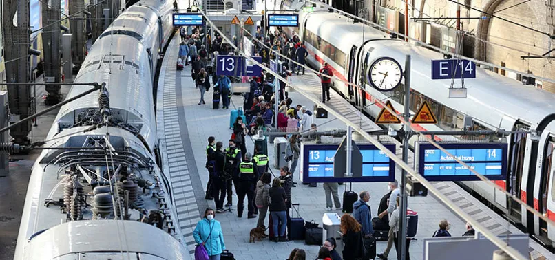 SON DAKİKA: Almanya’da sabotaj! Tren seferleri durdu